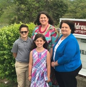 Meet your Posher, Stephanie